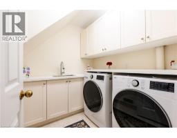 23 CHISHOLM Street - 24