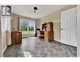 7826 COLONIAL Drive - 21