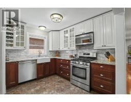 100 JOHNSTON Street - 11