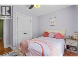 100 JOHNSTON Street - 16