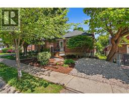 100 JOHNSTON Street - 4