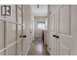 31 PARKVALE Drive - 6