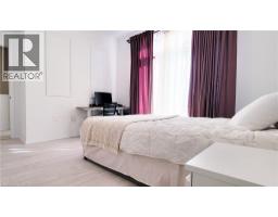 142 FOAMFLOWER Place UnitNo. 12 - 23