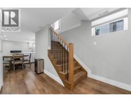 19 LYONS Avenue - 20