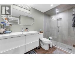 19 LYONS Avenue - 28