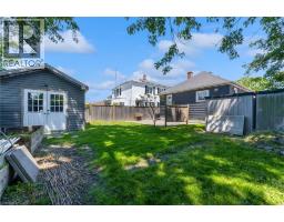 19 LYONS Avenue - 34