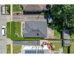 19 LYONS Avenue - 41