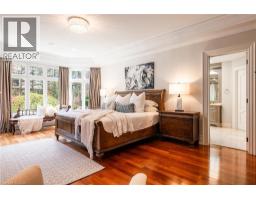 2096 LAKESHORE Road E - 22