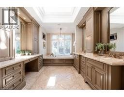 2096 LAKESHORE Road E - 24