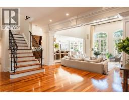 2096 LAKESHORE Road E - 9