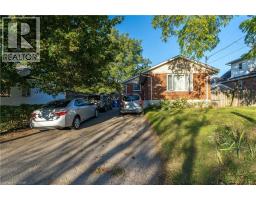 41 ALMA Street N - 3