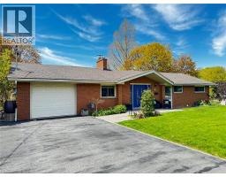 81 THOMSON Drive - 2