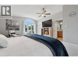 74 CALMCREST Drive - 25