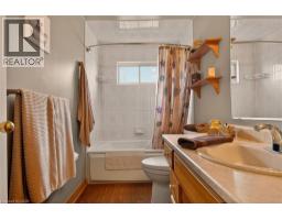 20 NORDALE Crescent - 26