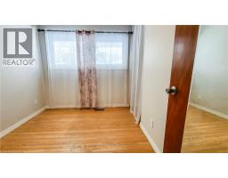 11 DUNCAIRN Avenue - 13