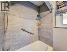135 WEXFORD Avenue S - 15
