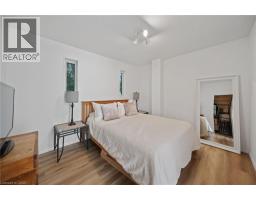 257 MAIN Street W - 11