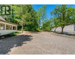 257 MAIN Street W - 4