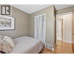 28 ROUSSEAUX Street - 20