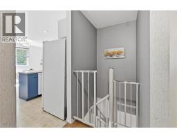 28 ROUSSEAUX Street - 21