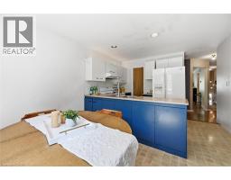 28 ROUSSEAUX Street - 27