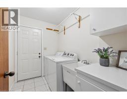 28 ROUSSEAUX Street - 37