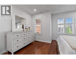 44 DENISON Avenue - 17