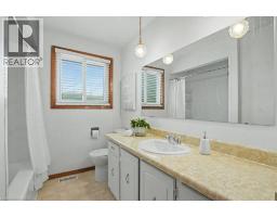 363 ROSELAWN Place - 17