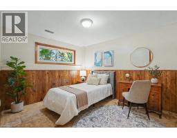 363 ROSELAWN Place - 18