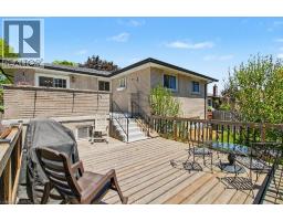 363 ROSELAWN Place - 26