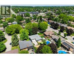363 ROSELAWN Place - 32