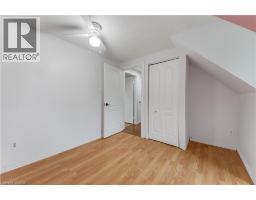 80 HUBERT Street - 32