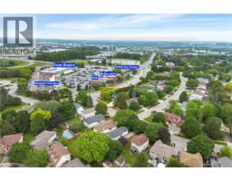 80 HUBERT Street - 46