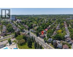 744 QUEEN Street S - 17