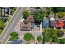 744 QUEEN Street S - 20