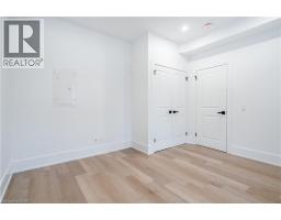 204 BALSAM Avenue S - 16