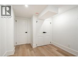 204 BALSAM Avenue S - 40