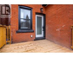 204 BALSAM Avenue S - 44