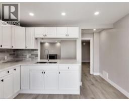 229 PARKDALE Avenue N - 10
