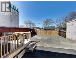 229 PARKDALE Avenue N - 43