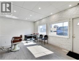 229 PARKDALE Avenue N - 6