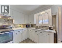 83 MANOR Drive - 17