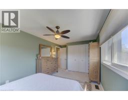 83 MANOR Drive - 27