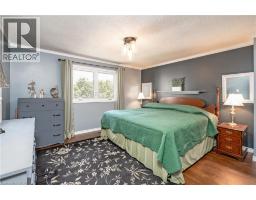 2407 HEMLOCK Court - 17