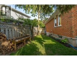 44 WINDERMERE Court - 35
