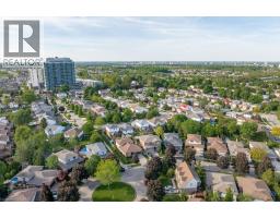 44 WINDERMERE Court - 38