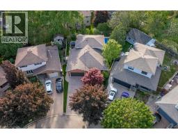 44 WINDERMERE Court - 5