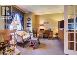 523 LOWTHER Street S - 16