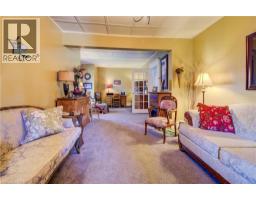 523 LOWTHER Street S - 18