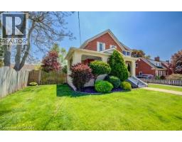 523 LOWTHER Street S - 3
